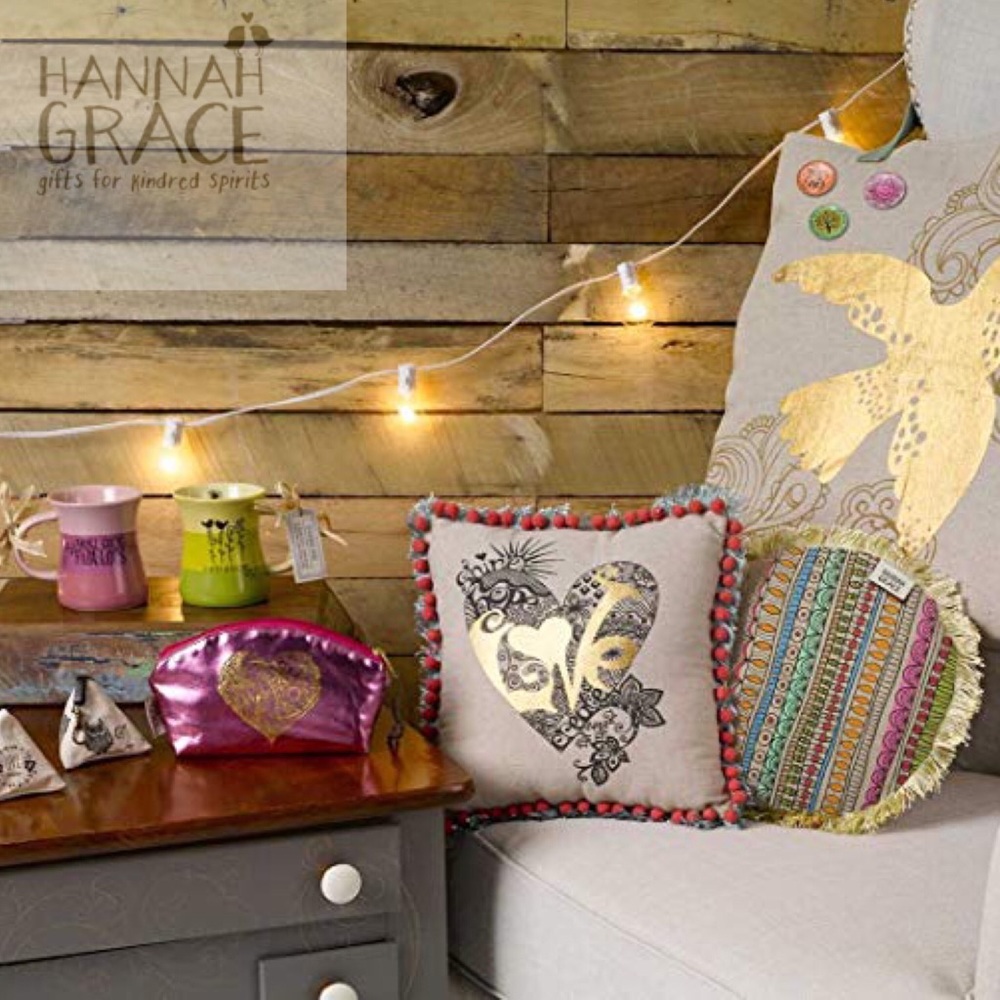 Hannah Grace Metallic Pink Zipper Pouch